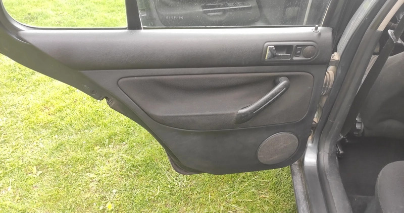 Volkswagen Golf cena 8500 przebieg: 354269, rok produkcji 2001 z Szepietowo małe 436